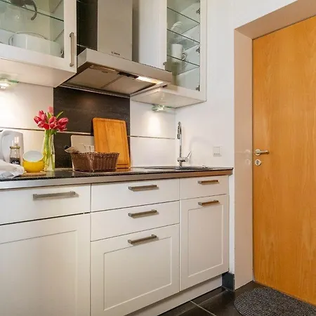 Strandhotel-heiligenhafen-wohnung-220-typ-ii Apartament 4*